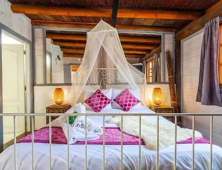Rezort De Arrieta Village - Yurts And Stone - Shared Pool - Walking Distance To Arrieta - Eco Friendly *