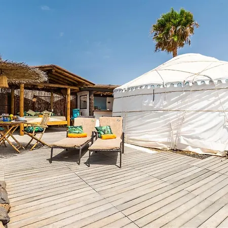 Rezort De Arrieta Village - Yurts And Stone - Shared Pool - Walking Distance To Arrieta - Eco Friendly Tabayesco