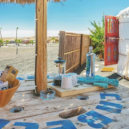 Rezort De Arrieta Village - Yurts And Stone - Shared Pool - Walking Distance To Arrieta - Eco Friendly