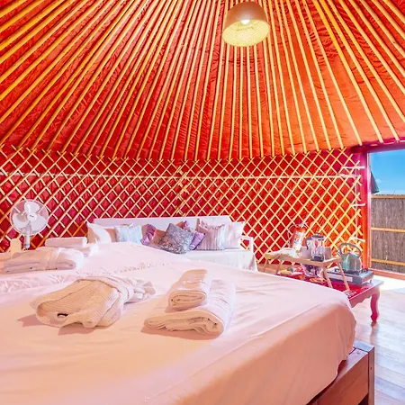 Rezort De Arrieta Village - Yurts And Stone - Shared Pool - Walking Distance To Arrieta - Eco Friendly