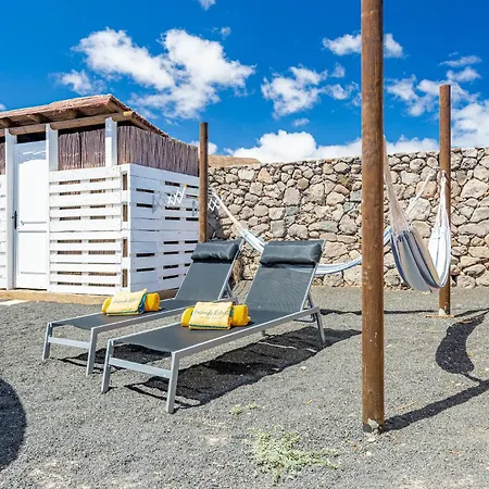 De Arrieta Village - Yurts And Stone - Shared Pool - Walking Distance To Arrieta - Eco Friendly Rezort *
