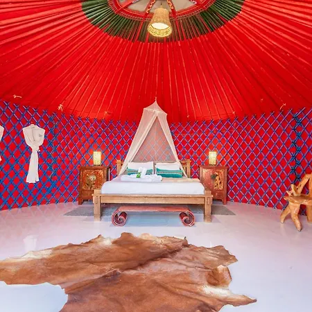 Rezort De Arrieta Village - Yurts And Stone - Shared Pool - Walking Distance To Arrieta - Eco Friendly Tabayesco