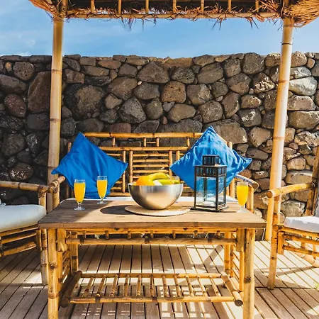 De Arrieta Village - Yurts And Stone - Shared Pool - Walking Distance To Arrieta - Eco Friendly Tabayesco