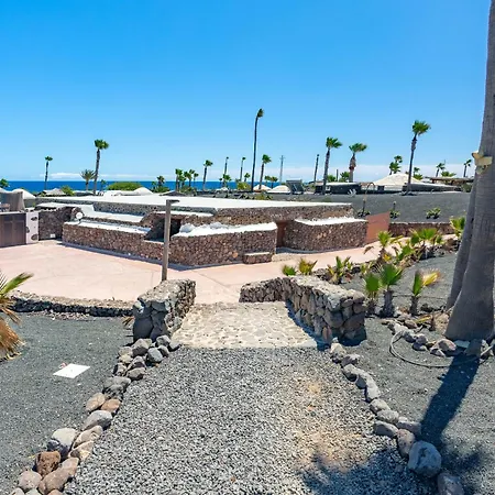 De Arrieta Village - Yurts And Stone - Shared Pool - Walking Distance To Arrieta - Eco Friendly Rezort Tabayesco