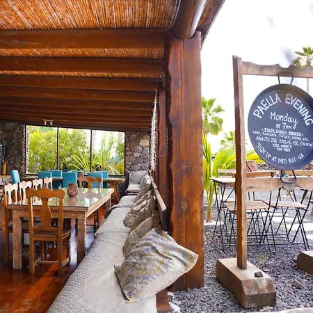 De Arrieta Village - Yurts And Stone - Shared Pool - Walking Distance To Arrieta - Eco Friendly Tabayesco