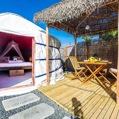 Rezort De Arrieta Village - Yurts And Stone - Shared Pool - Walking Distance To Arrieta - Eco Friendly *