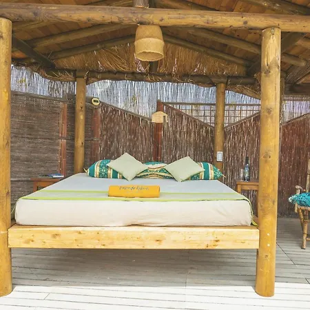 Resort Eco Village De Arrieta Tabayesco