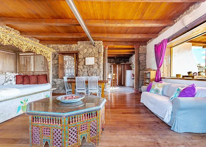 De Arrieta Village - Yurts And Stone - Shared Pool - Walking Distance To Arrieta - Off Grid Resort 3*